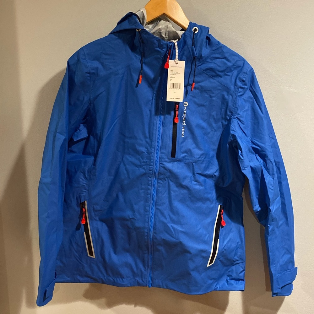 Vineyard Vines Performance Jacket. - Picture 1 of 7